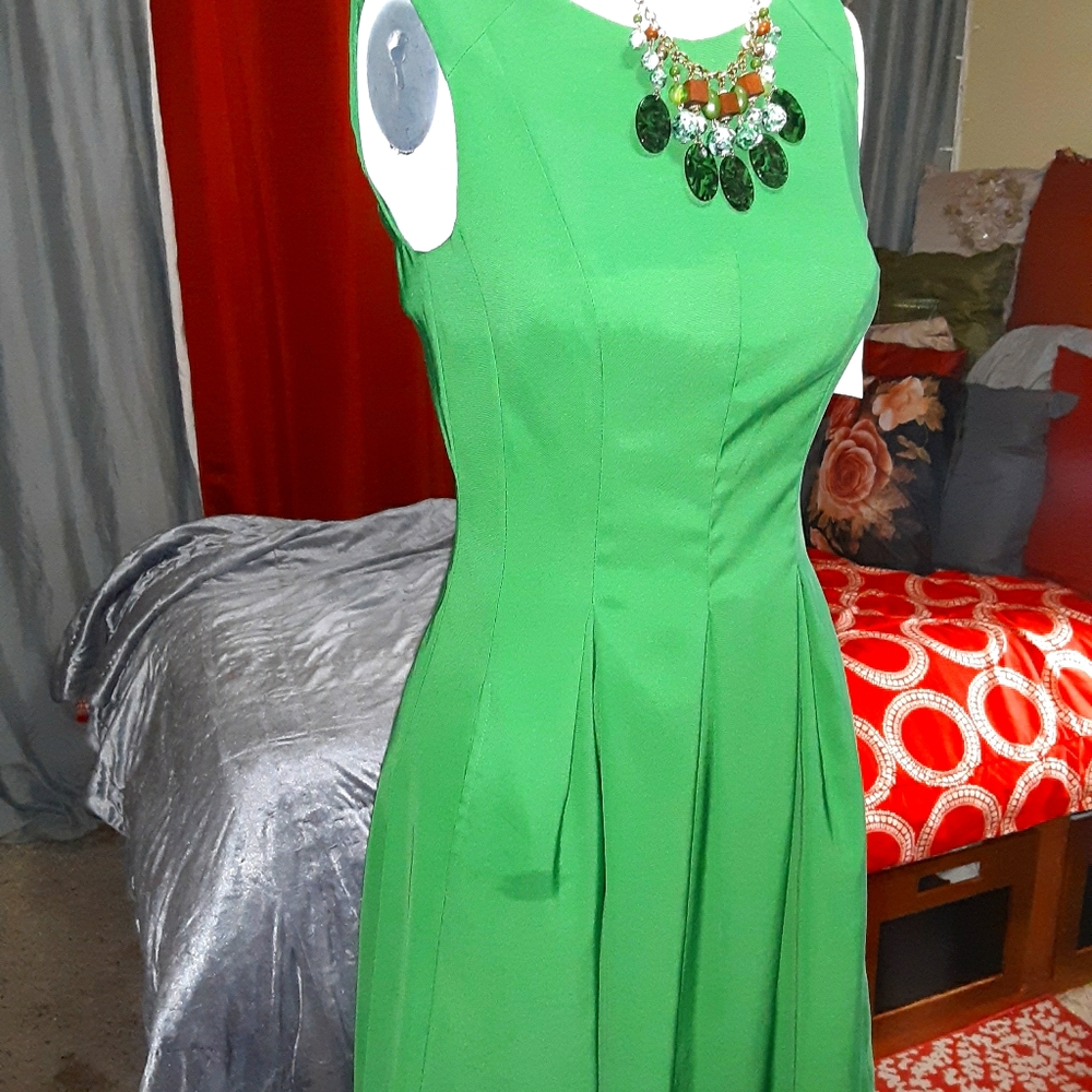 Green tailored dress